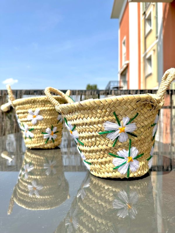 PETIT PANIER FLEURS EN FEUILLES DE PALMIER MODÈLE GABÈS
