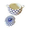 SOUPIÈRE BLANCHE À MOTIFS BLEU EN CÉRAMIQUE – Image 3
