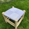 TABOURET EN FIL BLANC ET BOIS NATUREL 30x30CM – Image 2