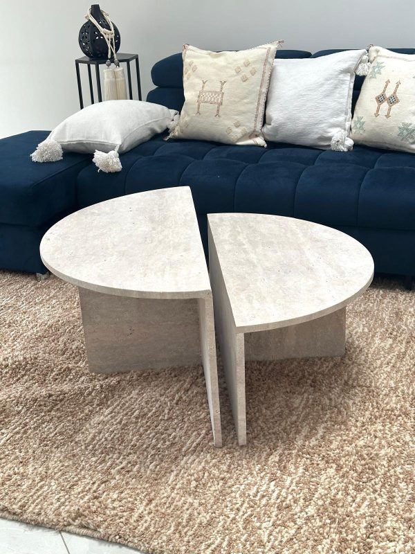 TABLE BASSE GIGOGNE EN TRAVERTIN MAROCAINE FAIT MAIN