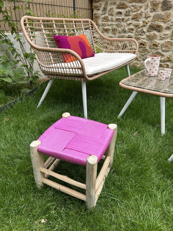 TABOURET EN FIL ROSE ET BOIS NATUREL 30x30CM