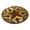 PLATEAU BERBÈRE ROND MAROCAIN EN LAINE MARRON ET FEUILLES DE PALMIER MODÈLE TAZA – Image 3