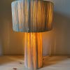 LAMPE À POSER EN RAPHIA H40 MODÈLE GOURRAMA – Image 4